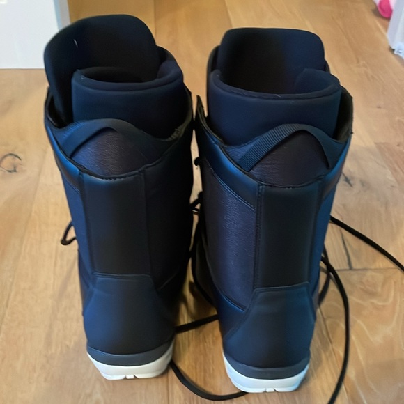 Element Boys Snowboard Boots - Picture 4 of 8